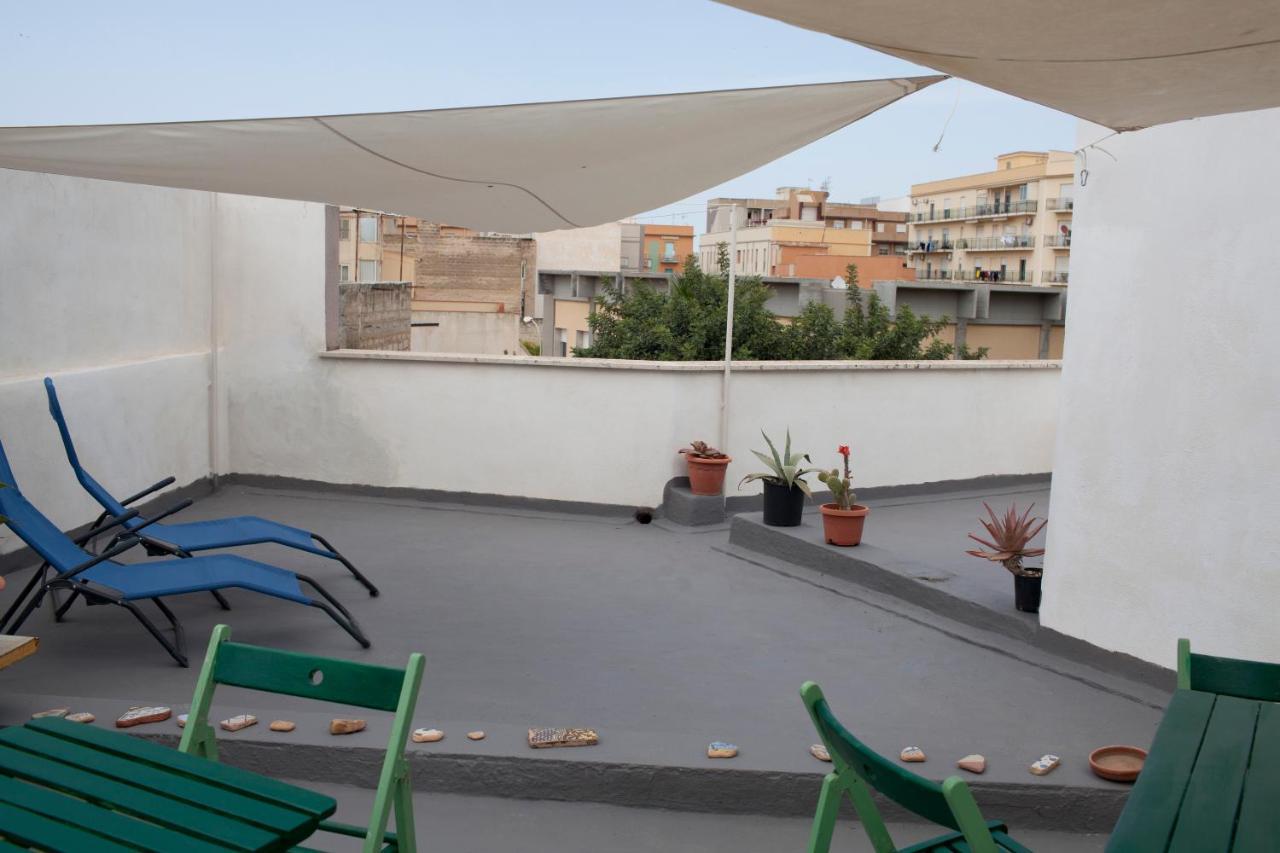 Area 12 BB Bed & Breakfast Trapani Exterior foto