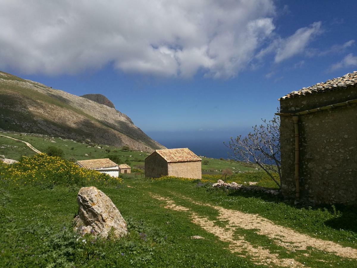 Area 12 BB Bed & Breakfast Trapani Exterior foto